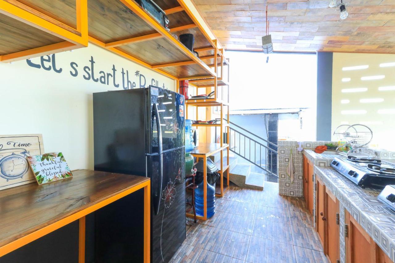 Hostel Bukit Sangcure Toyapakeh Екстериор снимка